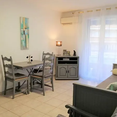 Confortable 3 Pieces Tres Bien Place Centre Apartman Antibes